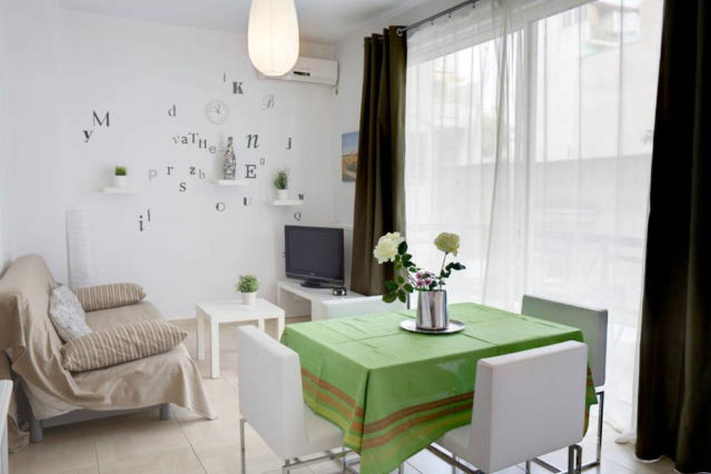 Thelma'S Apartment Atene Esterno foto